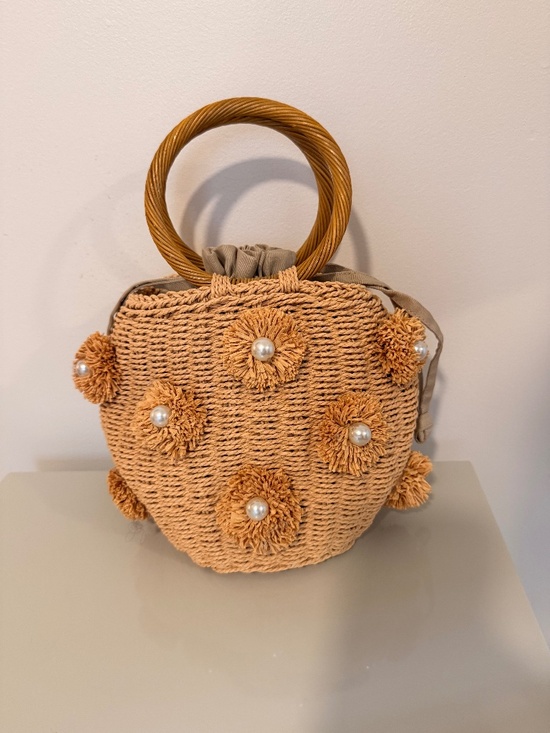 Zara Handbags - Adorable summer hand bag with pearl accents. Cinch top with tie.